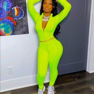 Large stretchy 2pcs neon lime green pants set